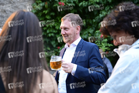 Veranstaltung der CDU 'Kretschmer grillt' in Arnsdorf