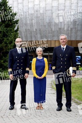 Filmpremiere 'Salz und Wasser - Mit der legendären Polarstern in die Antarktis' in Berlin
