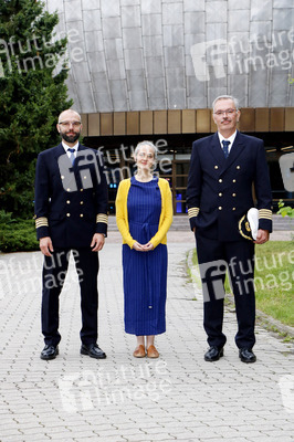 Filmpremiere 'Salz und Wasser - Mit der legendären Polarstern in die Antarktis' in Berlin