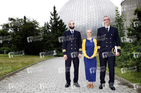 Filmpremiere 'Salz und Wasser - Mit der legendären Polarstern in die Antarktis' in Berlin