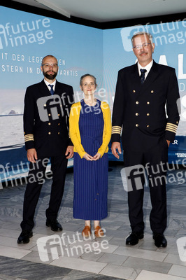 Filmpremiere 'Salz und Wasser - Mit der legendären Polarstern in die Antarktis' in Berlin