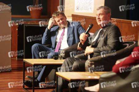 Sven Schulze und Markus Söder beim Landtagswahlkampf in Sachsen-Anhalt in Wernigerode