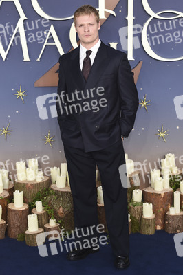 Filmpremiere 'Practical Magic 2 - Zauberhafte Schwestern' in London