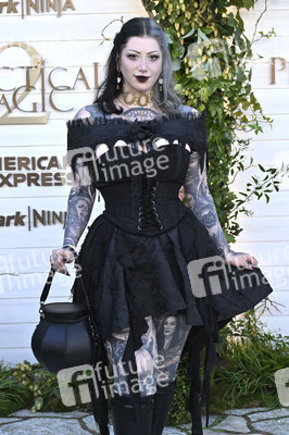Filmpremiere 'Practical Magic 2 - Zauberhafte Schwestern' in Los Angeles
