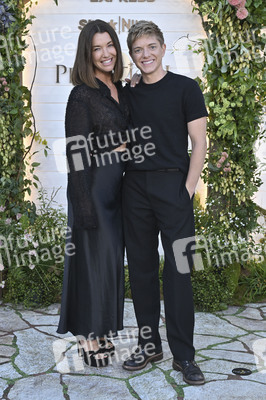 Filmpremiere 'Practical Magic 2 - Zauberhafte Schwestern' in Los Angeles