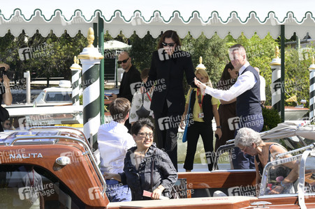 Abfahrt der Jury am Hotel Excelsior, Internationale Filmfestspiele von Venedig 2026