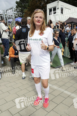 Benefiz-Fußballspiel 'Kicken mit Herz' 2026 in Hamburg