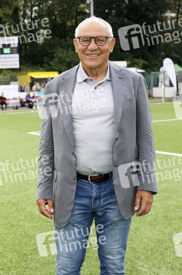 Benefiz-Fußballspiel 'Kicken mit Herz' 2026 in Hamburg