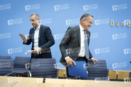 Bundespressekonferenz 'AfD - Auswirkungen der Landtagswahl in Sachsen-Anhalt auf die Bundespolitik' in Berlin