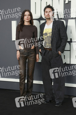 Filmpremiere 'Oasis: Don't Look Back in Anger' in London
