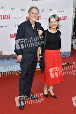 Filmpremiere 'Adams Acht' in Berlin