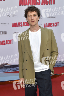 Filmpremiere 'Adams Acht' in Berlin