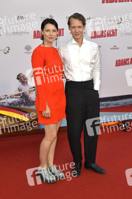 Filmpremiere 'Adams Acht' in Berlin