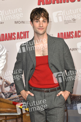 Filmpremiere 'Adams Acht' in Berlin