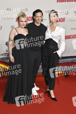 Filmpremiere 'Adams Acht' in Berlin
