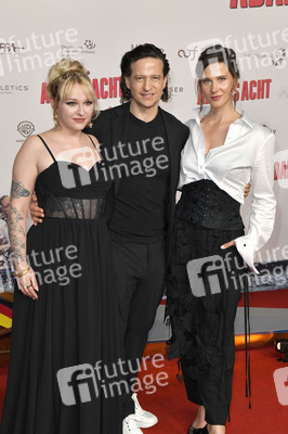 Filmpremiere 'Adams Acht' in Berlin