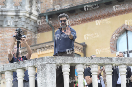 Ankunft von Pierfrancesco Favino, Giovanni Veronesi und Silvio Orlando am Hotel Excelsior, Internationale Filmfestspiele von Venedig 2026