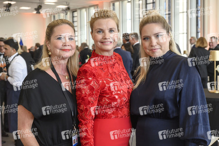 Golden Hour Empfang beim Deutschen Fernsehpreis in Köln