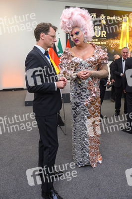 Golden Hour Empfang beim Deutschen Fernsehpreis in Köln