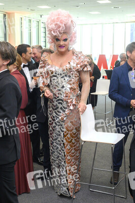 Golden Hour Empfang beim Deutschen Fernsehpreis in Köln