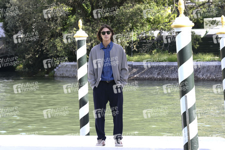 Abfahrt von Giacomo Covi vom Hotel Excelsior, Internationale Filmfestspiele von Venedig 2026
