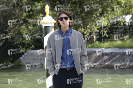 Abfahrt von Giacomo Covi vom Hotel Excelsior, Internationale Filmfestspiele von Venedig 2026
