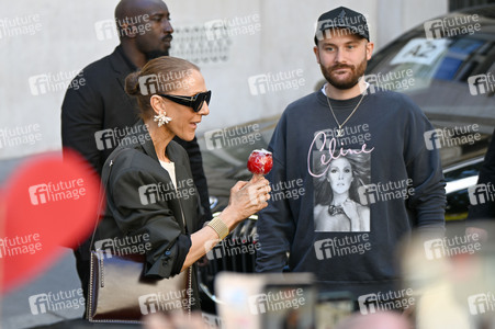Céline Dion auf dem Weg zur ihrem Konzert in Paris