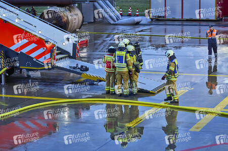 Flugunfall-Übung auf dem Hannover Airport