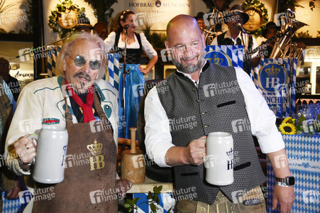 Wiesn Anstich 2026 im Hofbräu Berlin