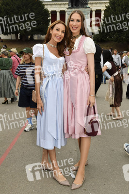 Almauftrieb beim Oktoberfest 2026 in München