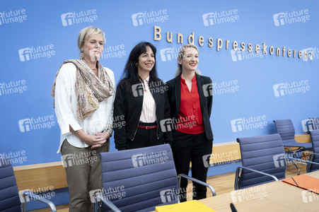 Bundespressekonferenz 'Die Linke - Auswirkungen der Landtagswahlen in Berlin und Mecklenburg-Vorpommern auf die Bundespolitik' in Berlin