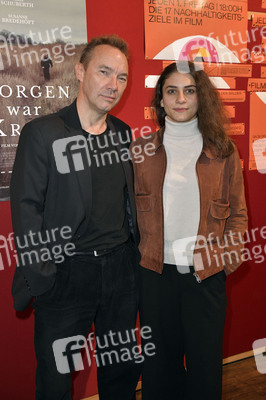 Filmpremiere 'Morgen war Krieg' in Berlin