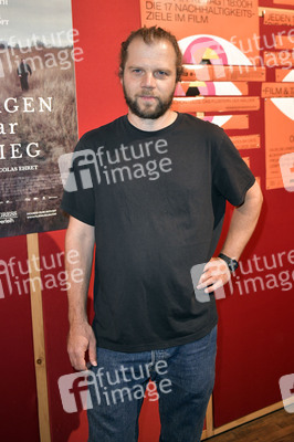 Filmpremiere 'Morgen war Krieg' in Berlin