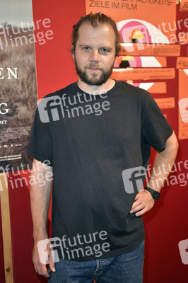 Filmpremiere 'Morgen war Krieg' in Berlin