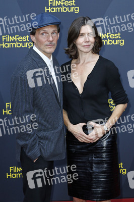 Festivaleröffnung und Filmpremiere 'The Idiots', Filmfest Hamburg 2026