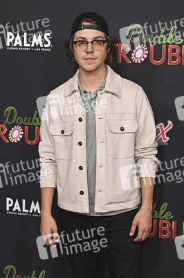 Filmpremiere 'Double Trouble' in Burbank