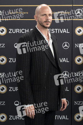 Filmpremiere 'Adult Supervision', Zurich Film Festival 2026