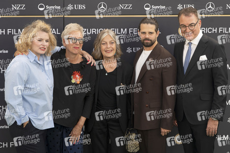 Filmpremiere 'Frau Winkler verlässt das Haus', Zurich Film Festival 2026