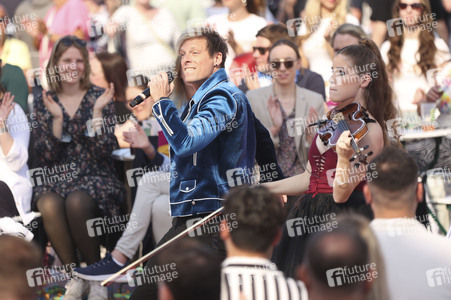 TV Show 'ZDF-Fernsehgarten' in Mainz