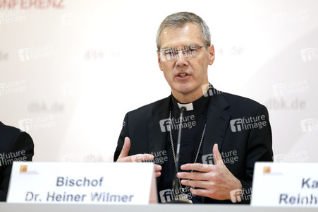 Pressegespräch bei der bei der Herbst-Vollversammlung der Deutschen Bischofskonferenz in Fulda