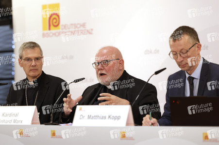 Pressegespräch bei der bei der Herbst-Vollversammlung der Deutschen Bischofskonferenz in Fulda