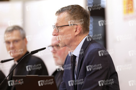 Pressegespräch bei der bei der Herbst-Vollversammlung der Deutschen Bischofskonferenz in Fulda