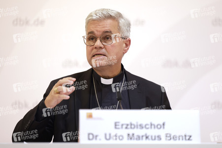 Pressegespräch bei der bei der Herbst-Vollversammlung der Deutschen Bischofskonferenz in Fulda