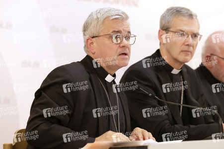 Pressegespräch bei der bei der Herbst-Vollversammlung der Deutschen Bischofskonferenz in Fulda