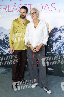 Filmpremiere 'Frau Winkler verlässt das Haus' in München