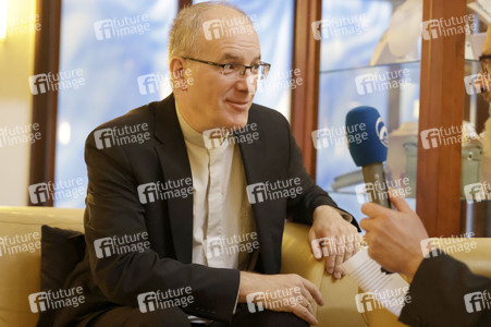 Interview mit Bischof Christian Würtz in Fulda