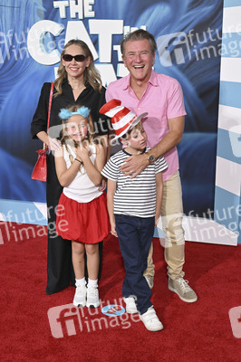 Filmpremiere 'Der Kater mit Hut' in Burbank