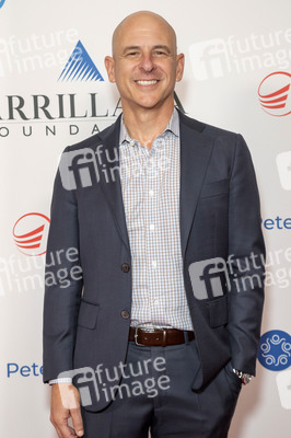 Saban Community Clinic's 50th Anniversary Dinner Gala in Beverly Hills