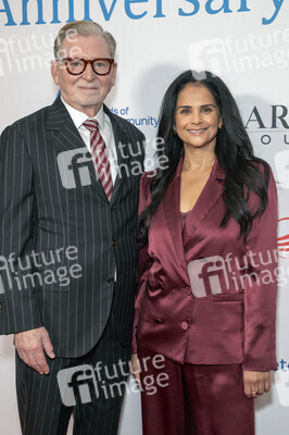Saban Community Clinic's 50th Anniversary Dinner Gala in Beverly Hills