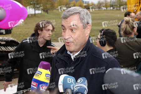 Spatenstich zum Baubeginn der Munich Arena in München